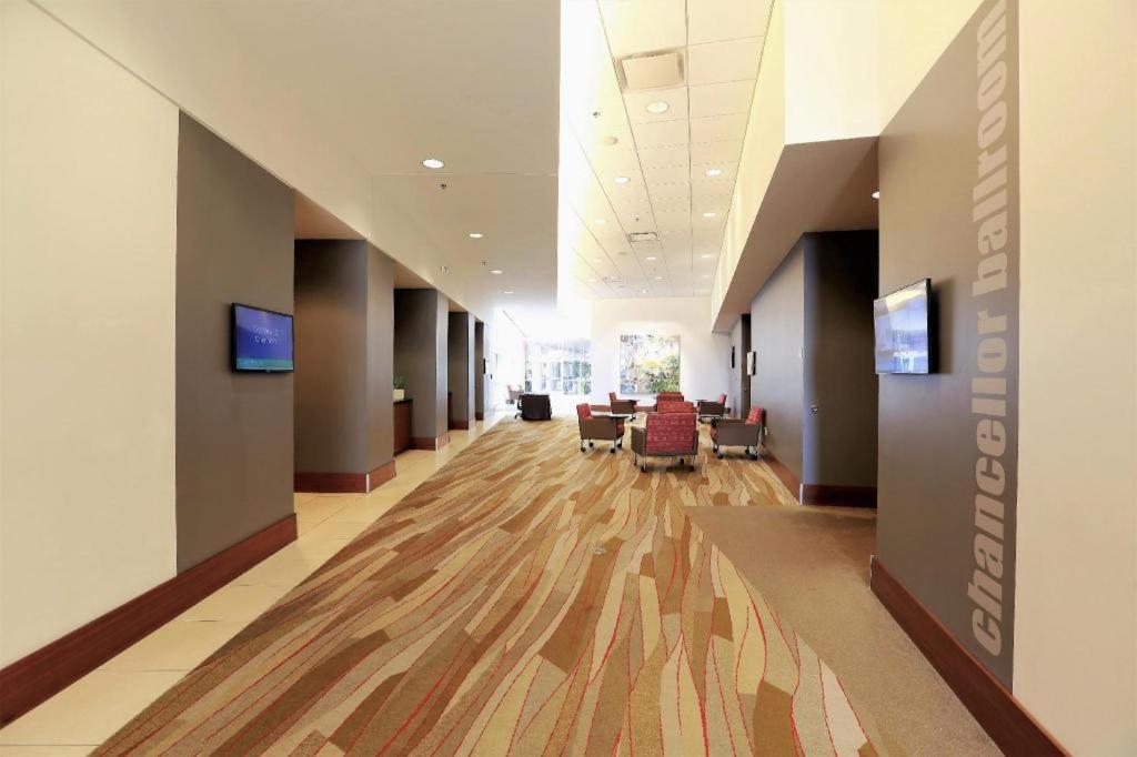 I Hotel And Illinois Conference Center - Champaign Zewnętrze zdjęcie