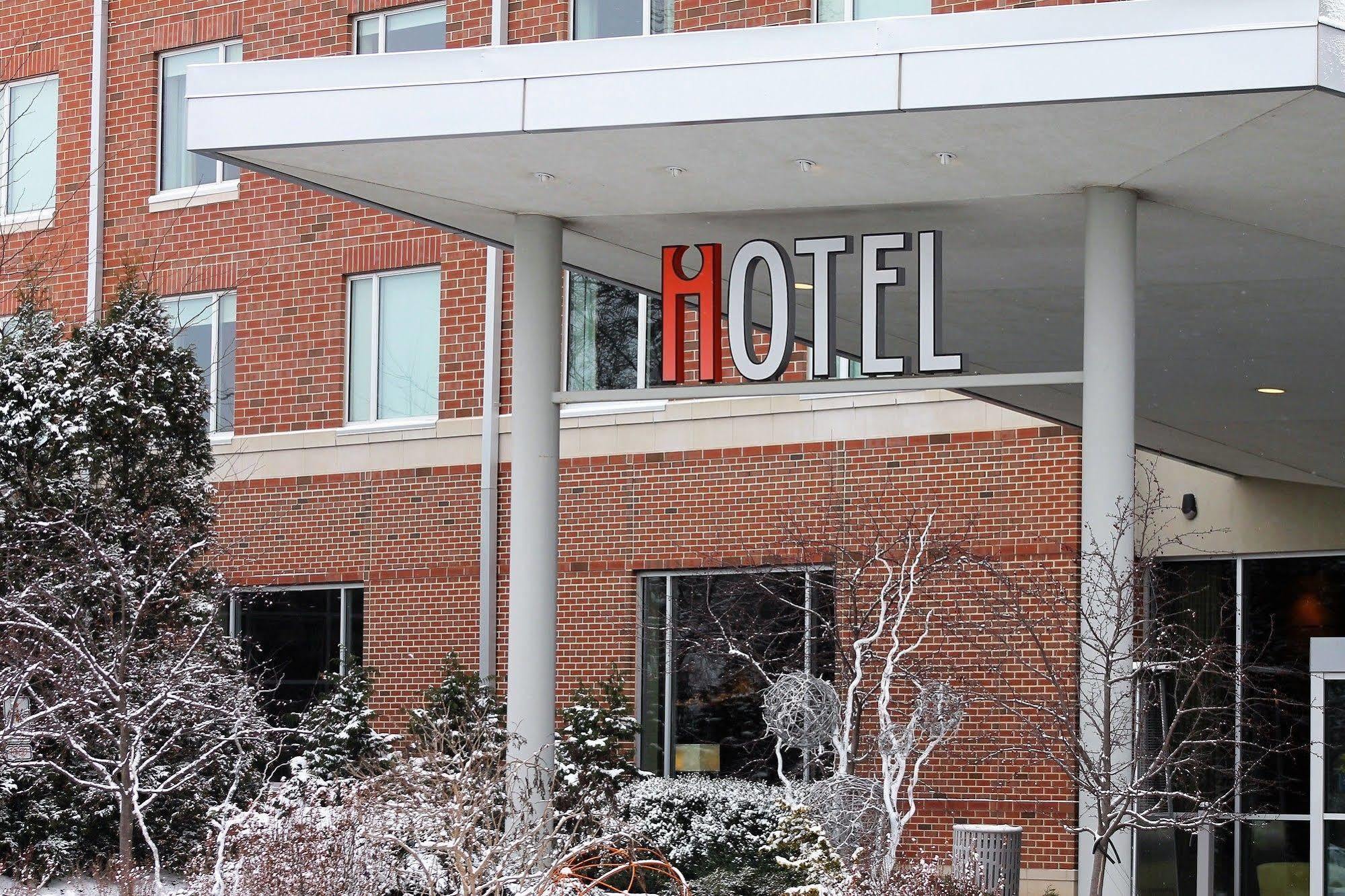 I Hotel And Illinois Conference Center - Champaign Zewnętrze zdjęcie